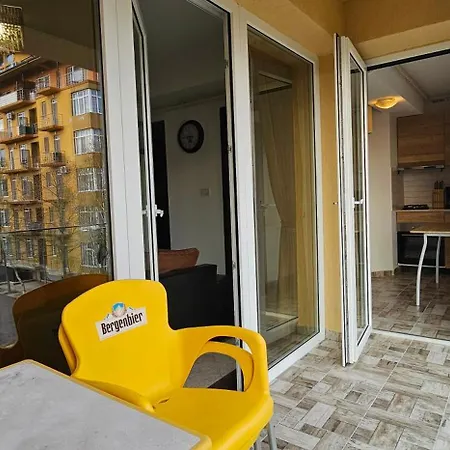 Sun Verona Апартаменты Нэводари